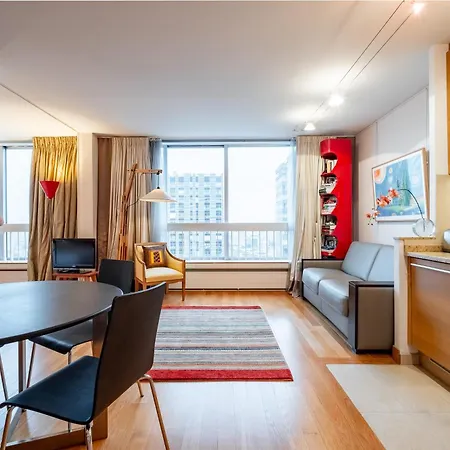 Veeve - Eiffel Skies Apartment *