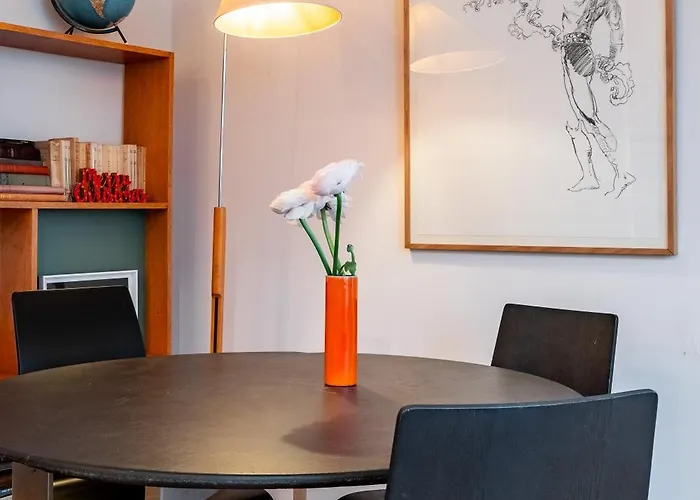 Veeve - Eiffel Skies Apartman Párizs